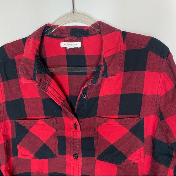 BeachLunchLounge Ruffled Details on the Back Flannel Button Down - Picture 3 of 7